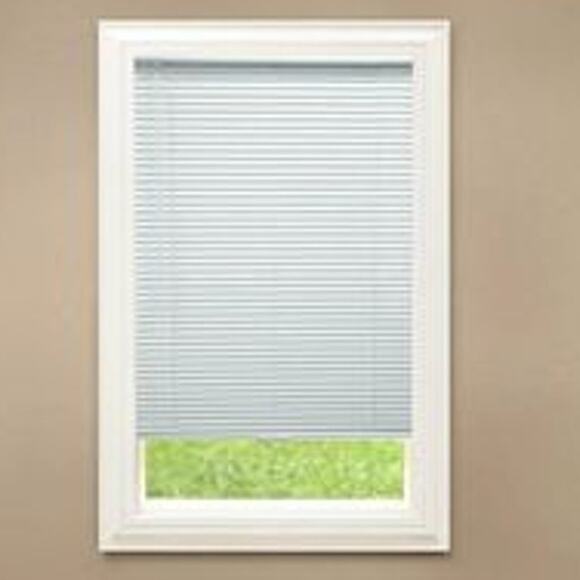 White Hampton Bay Custom Cut Cordless 1" Room Darkening Vinyl Blinds 29"x72" NIB - Picture 1 of 4